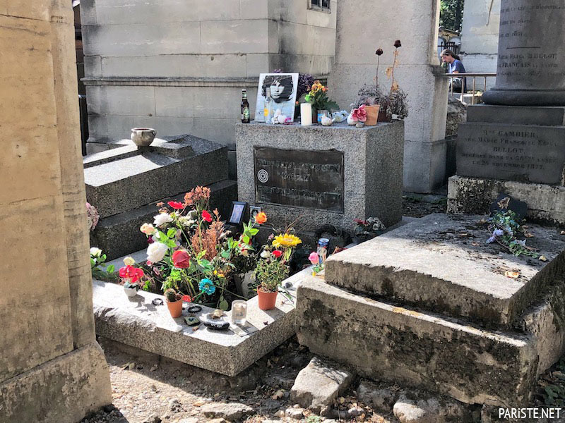 Pere Lachaise Mezarlığı – Cimetière du Père Lachaise Pariste.Net Jim Morrison'ın Mezarı