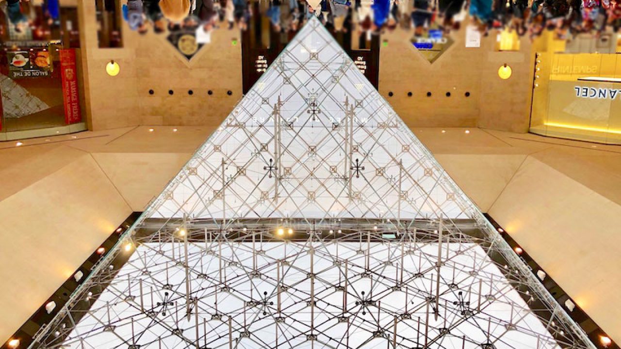 ルーヴル美術館の下のもう一つの世界: Carrousel du Louvre