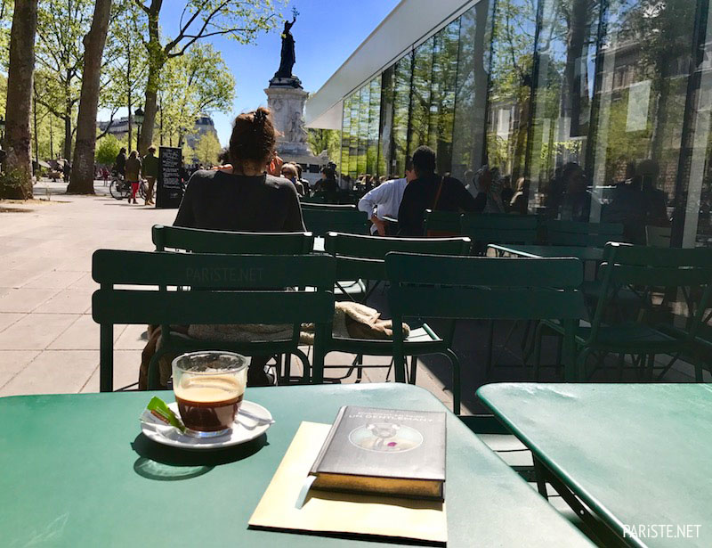 Cafe Fluctuat Nec Mergitur Paris Pariste.Net