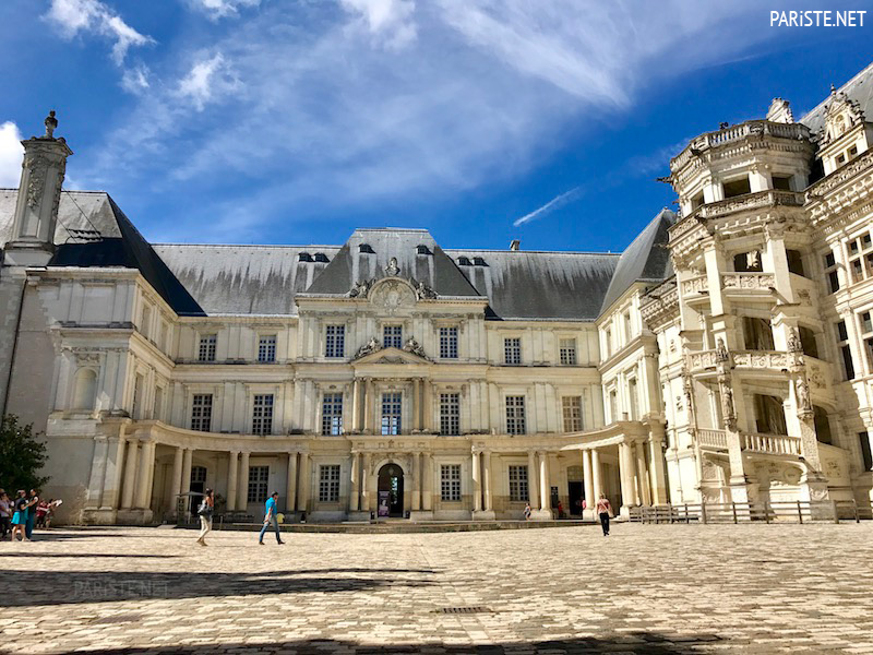 Blois Şatosu - Chateau Royal de Blois Pariste.Net