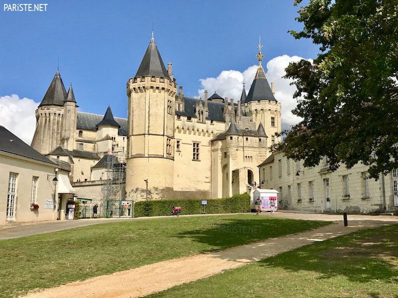Saumur Şatosu - Chateau de Saumur Pariste.Net